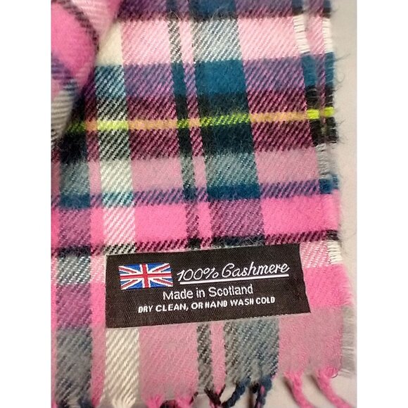 Made in Scotland 100% Cashmere Pink Plaid Fringe Scarf Staple - Picture 3 of 7